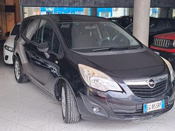 Opel Meriva 1.7 CDTI 110CV b-color Panoramic