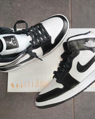 Nike Air Jordan 1 Mid Uomo Tg.42 27cm DV0991-101