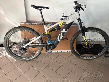 Ebike Huqsvarna HC4  escursione 180 mm