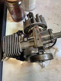 Vecchie motoseghe da ripristinare