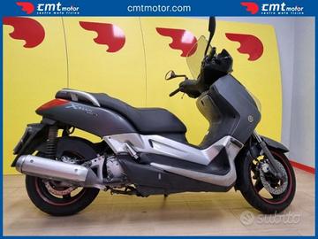 YAMAHA X-Max 250 Garantito e Finanziabile