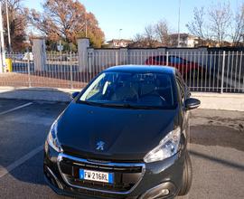 Peugeot 208 PureTech 82 5 porte Allure