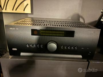 Arcam AVR 390 suntoamplificatore