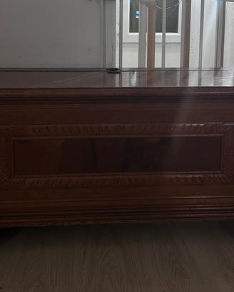 Cassapanca in legno