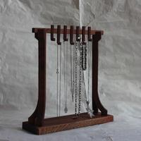 porta collane in mogano massello