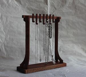 porta collane in mogano massello