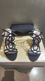 Scarpe eleganti da donna nere con borsetta