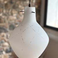 Lampadario Vintage in vetro opalino