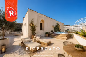 Attico / Mansarda di 200 m² con più di 5 locali e 