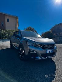 Peugeout 3008