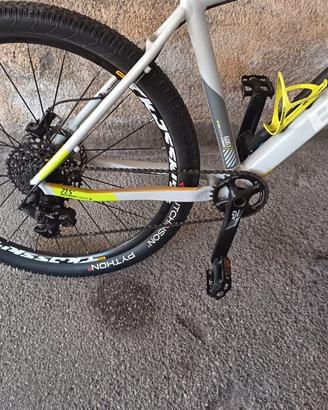 Btwin Mountain bike