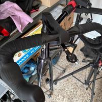 Manubrio, reggisella, portaborracce carbonio