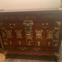 Mobile coreano in legno di olmo