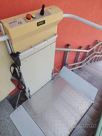 Montascale Liftex per sedie a rotelle
