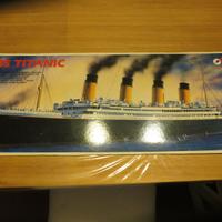 Modello in scala 1/350 del RMS TITANIC