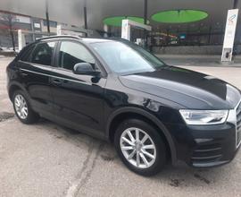 Audi Q3 2.0 TDI 120 CV Business