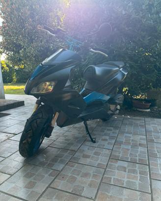 Aprilia sr factory