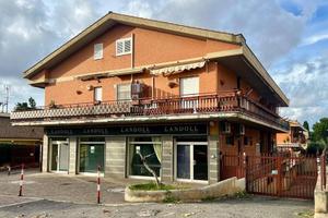Box / Garage di 18 m² a Marino