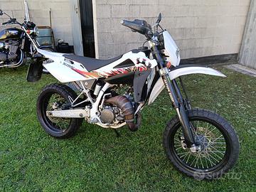 Moto Husqvarna 125cc