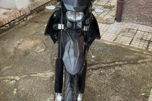 SWM  SM125