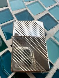 ZIPPO LIGHTER  CLASSIC  DIAGONAL GOLD  PLATE