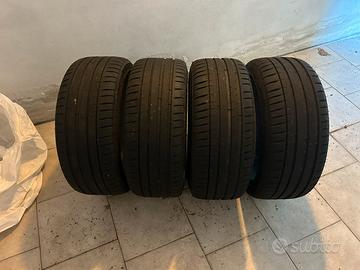 4 gomme Michelin Pilot Sport 4 (225/40/18)