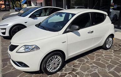Lancia Ypsilon 1.2 69cv Silver GPL GARANZIA