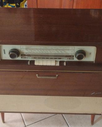Mobile Giradischi e radio Grundig