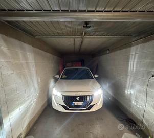 PEUGEOT 208 2021