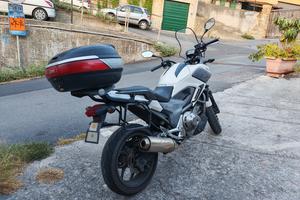 Honda NC700XD automatica
