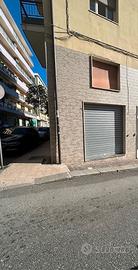 Catanazaro via mario greco locale commerciale