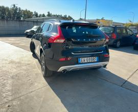 Volvo v40 cross country