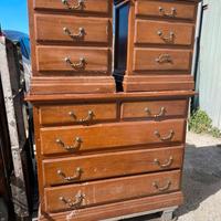 comò e due comodini in legno