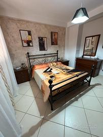 Camera da letto completa