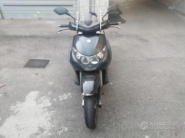Beverly 250 ie  motore rotto