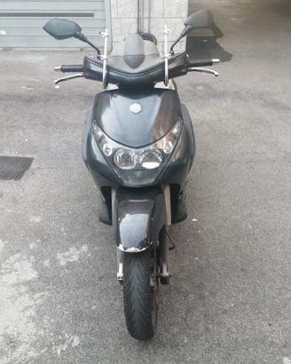 Beverly 250 ie  motore rotto