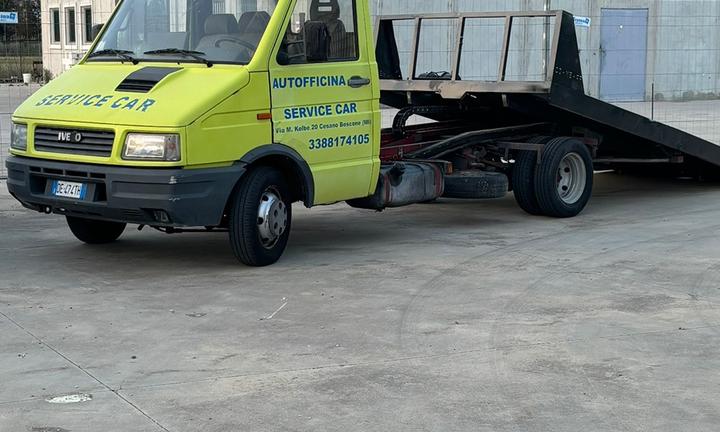 Iveco Carroattrezzi Patente B 35.10