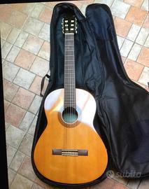 Chitarra Yamaha c 40 completa di custodia 