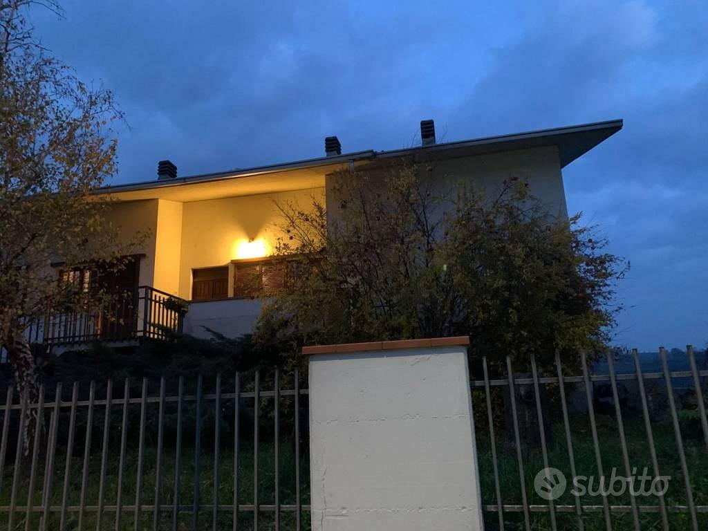 Casa – Casteggio, La Chiusa - Vista 3