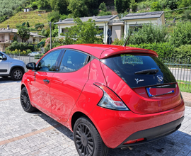 Lancia y 1200