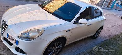 alfa romeo Giulietta 2013