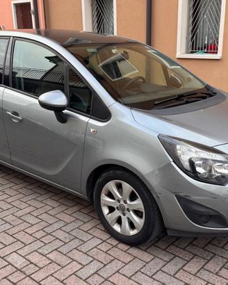 Opel Meriva 1.3 CDTI Adatta a Neopatentati