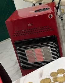 Due stufe  da vetrina al prezzo di una