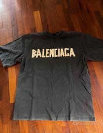 T-shirt Balenciaga