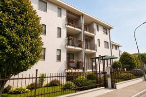Appartamento di 127 m² con 4 locali e box auto a V