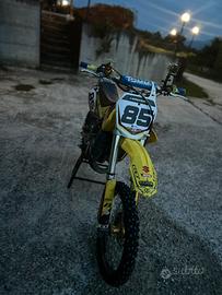 Suzuki Rm 85 da competizone