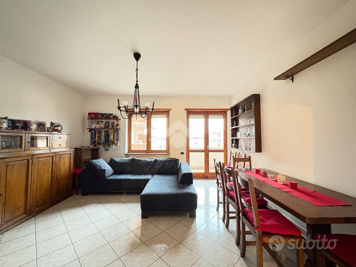 4 LOCALI A ROMANO CANAVESE - Vista 2