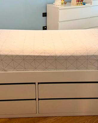 Letto Ikea con cassetti