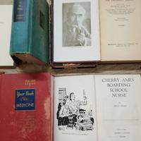 vari libri vintage in inglese 