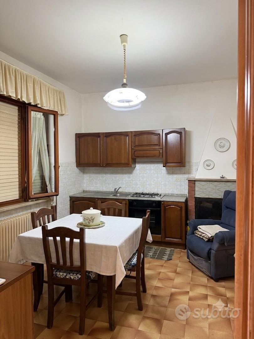 Casa – Capannori, Castelvecchio di Compito - Altro